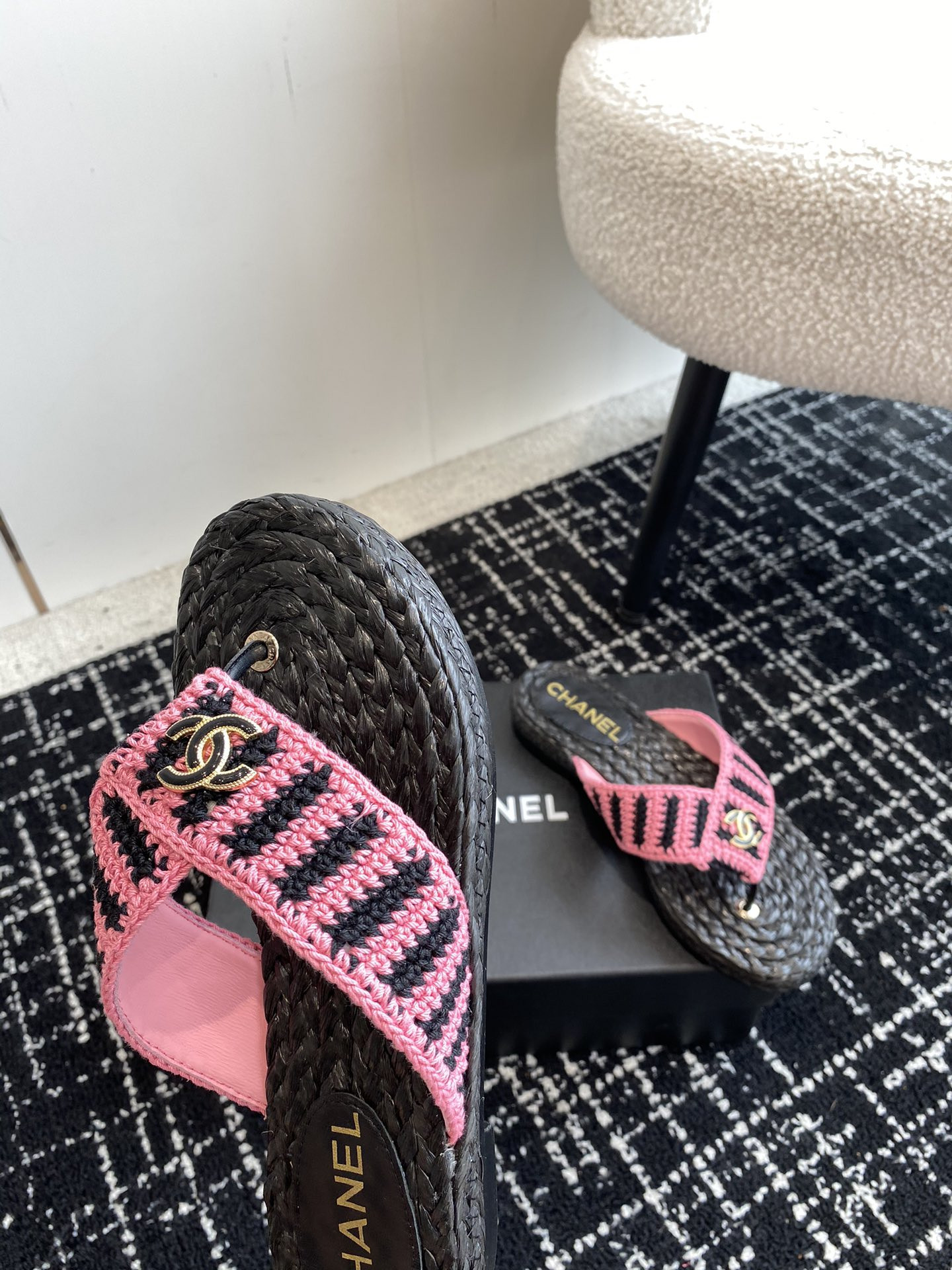 UA CHANEL THONGS SLIDES