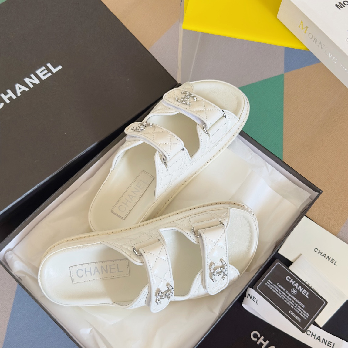 UA CHANEL SLIDES