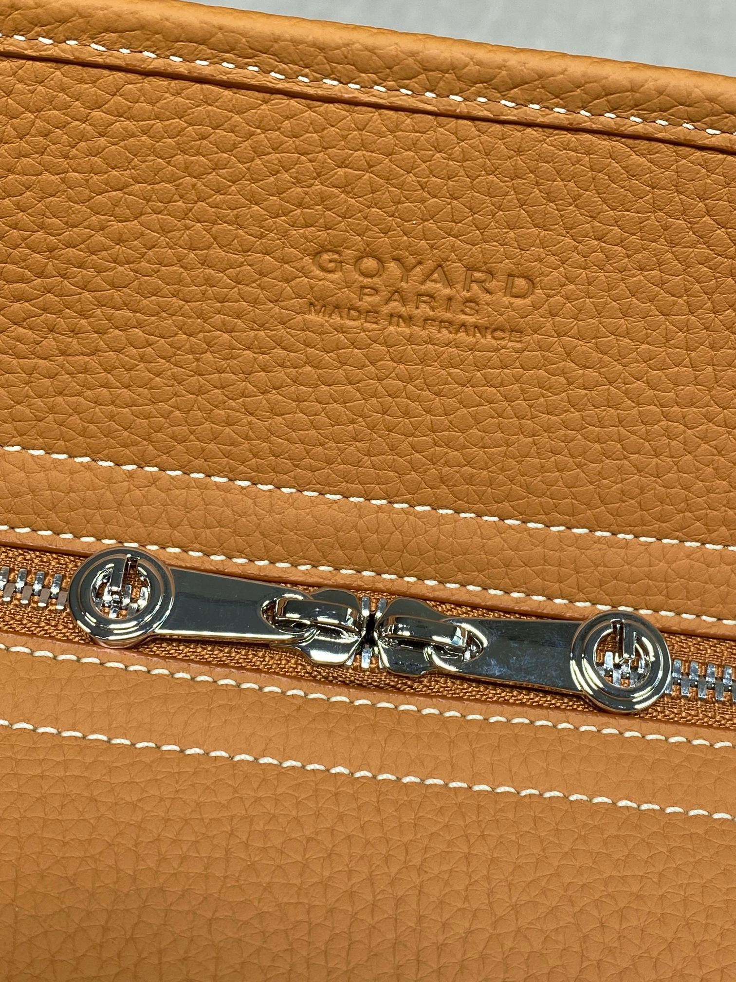 Goyard Chic du Chien 41x30x16.5cm