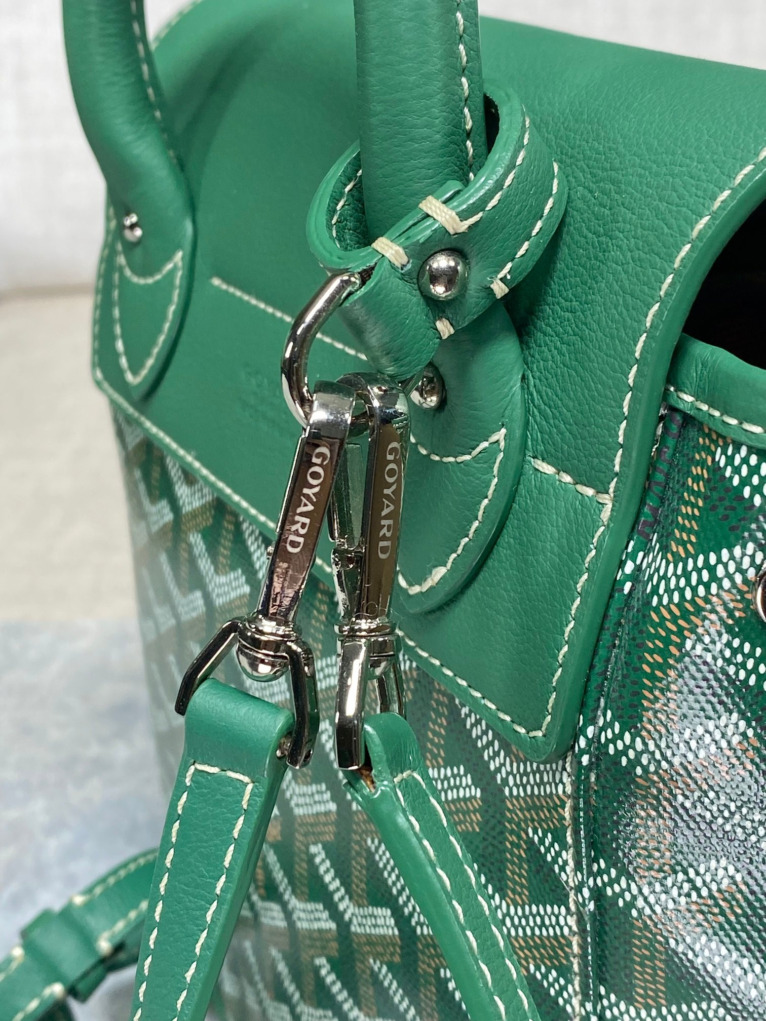 Goyard Mini Alpin 23 cm x 9.5 cm x 19 cm