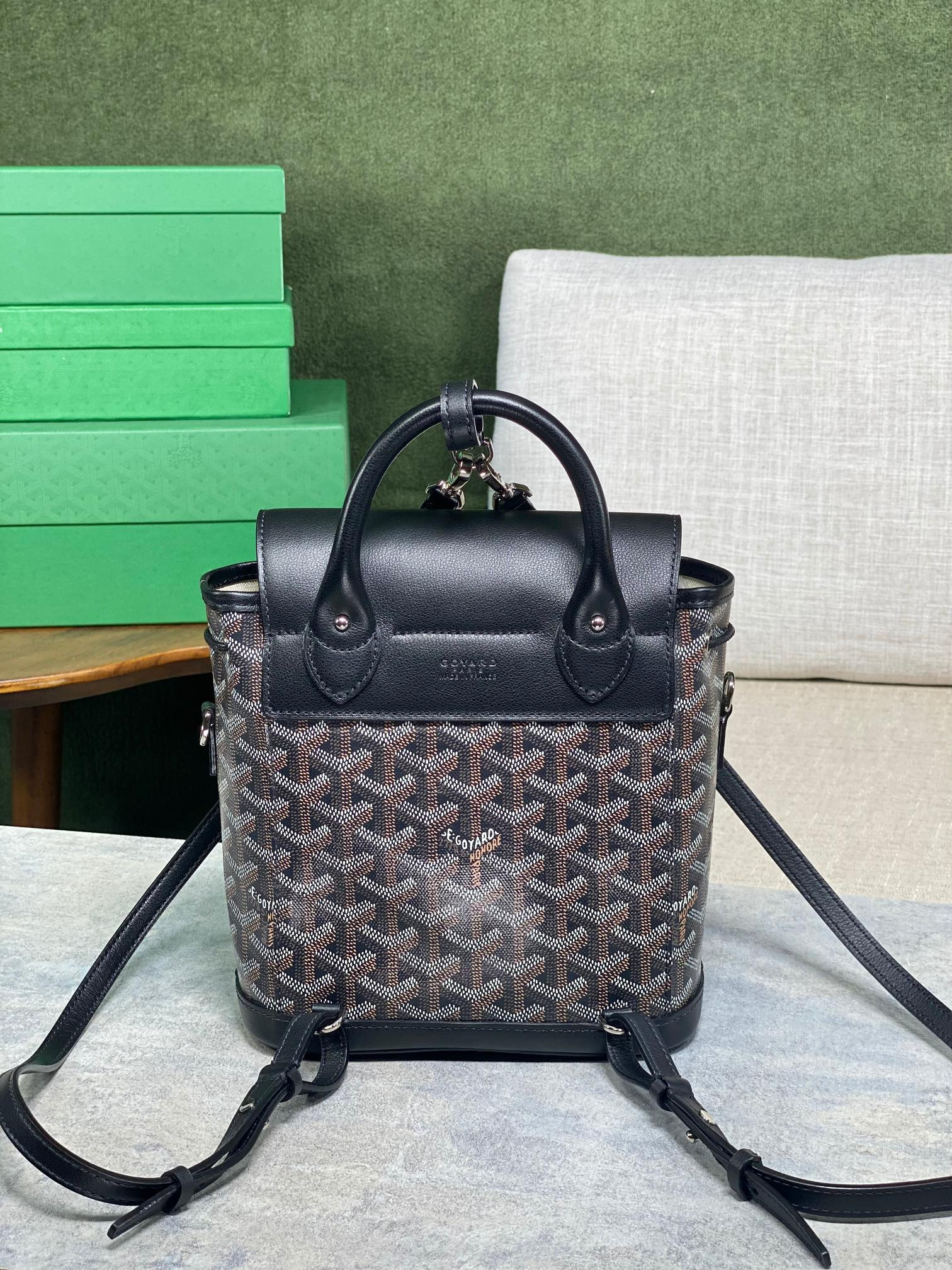 Goyard Mini Alpin 23 cm x 9.5 cm x 19 cm