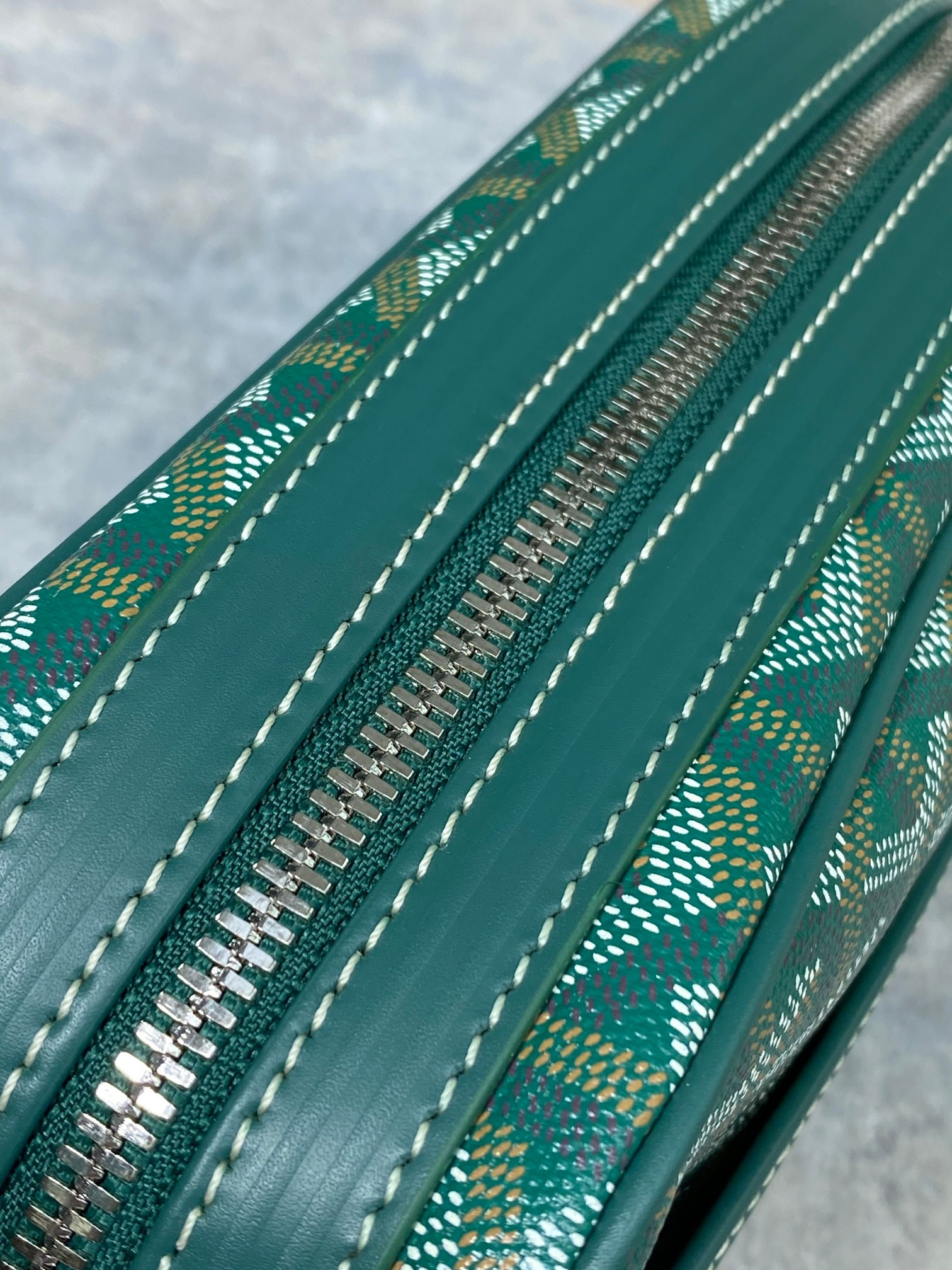 Goyard Cap-Vert PM Bag 13x6.5x22cm