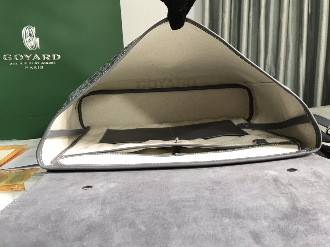 Goyard Citadin PM Messenger Bag 33x9x38cm