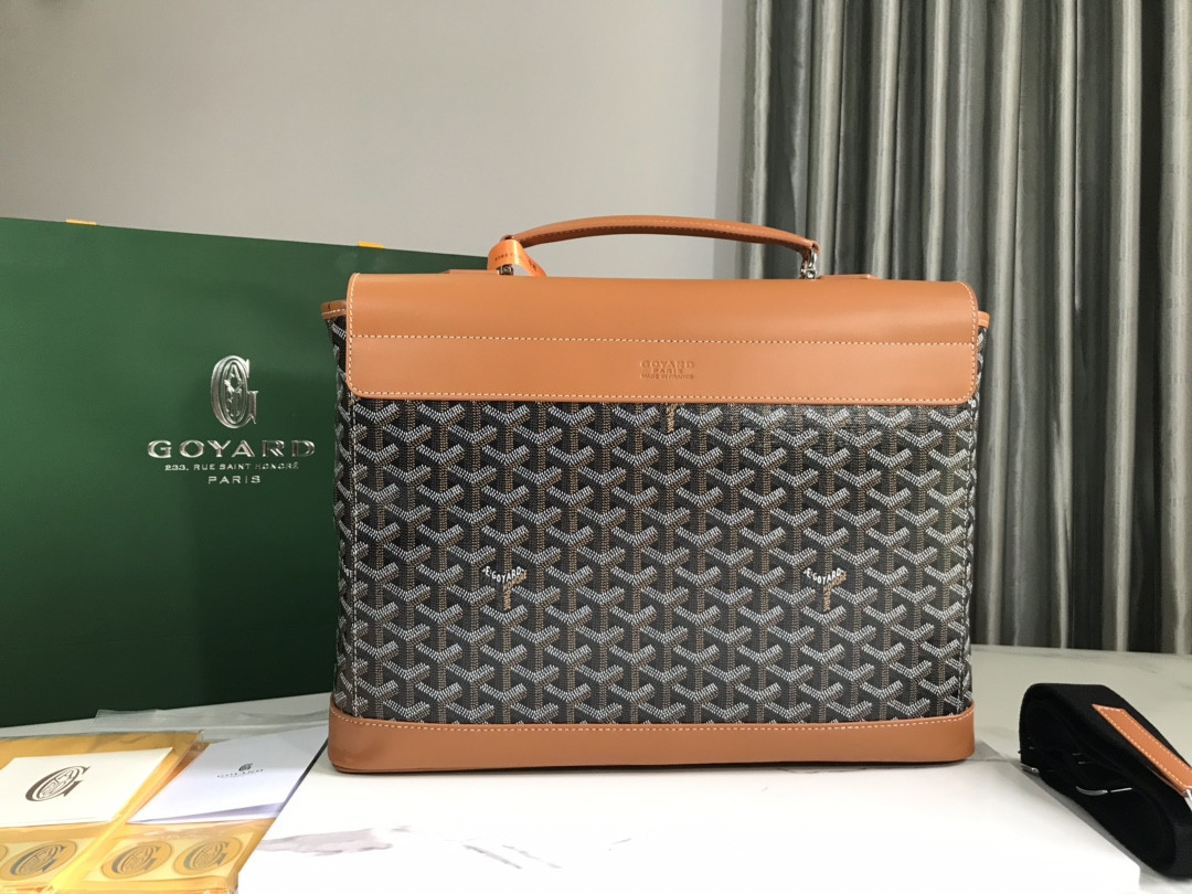 Goyard Citadin PM Messenger Bag 33x9x38cm
