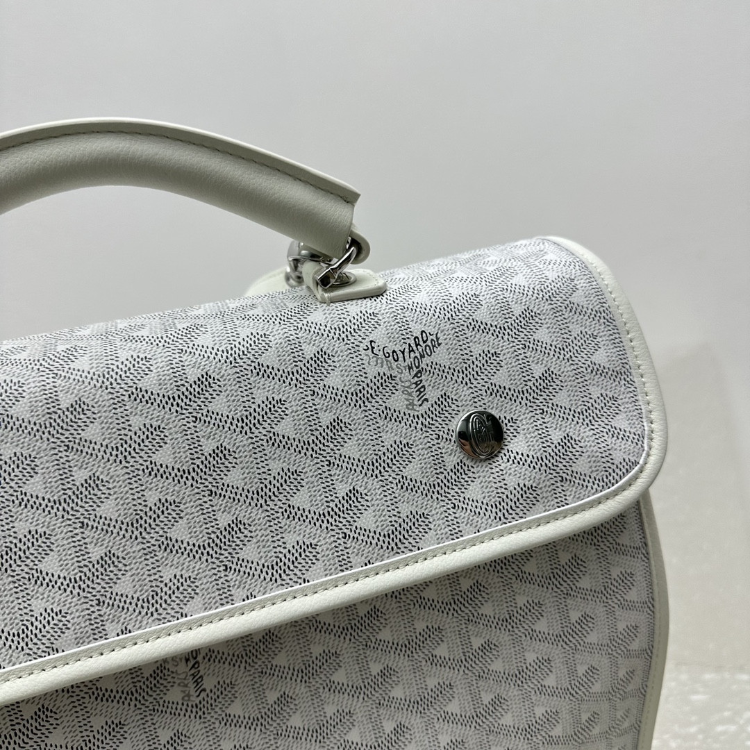 Goyard Saint Léger 37 cm x 15 cm x 34 cm