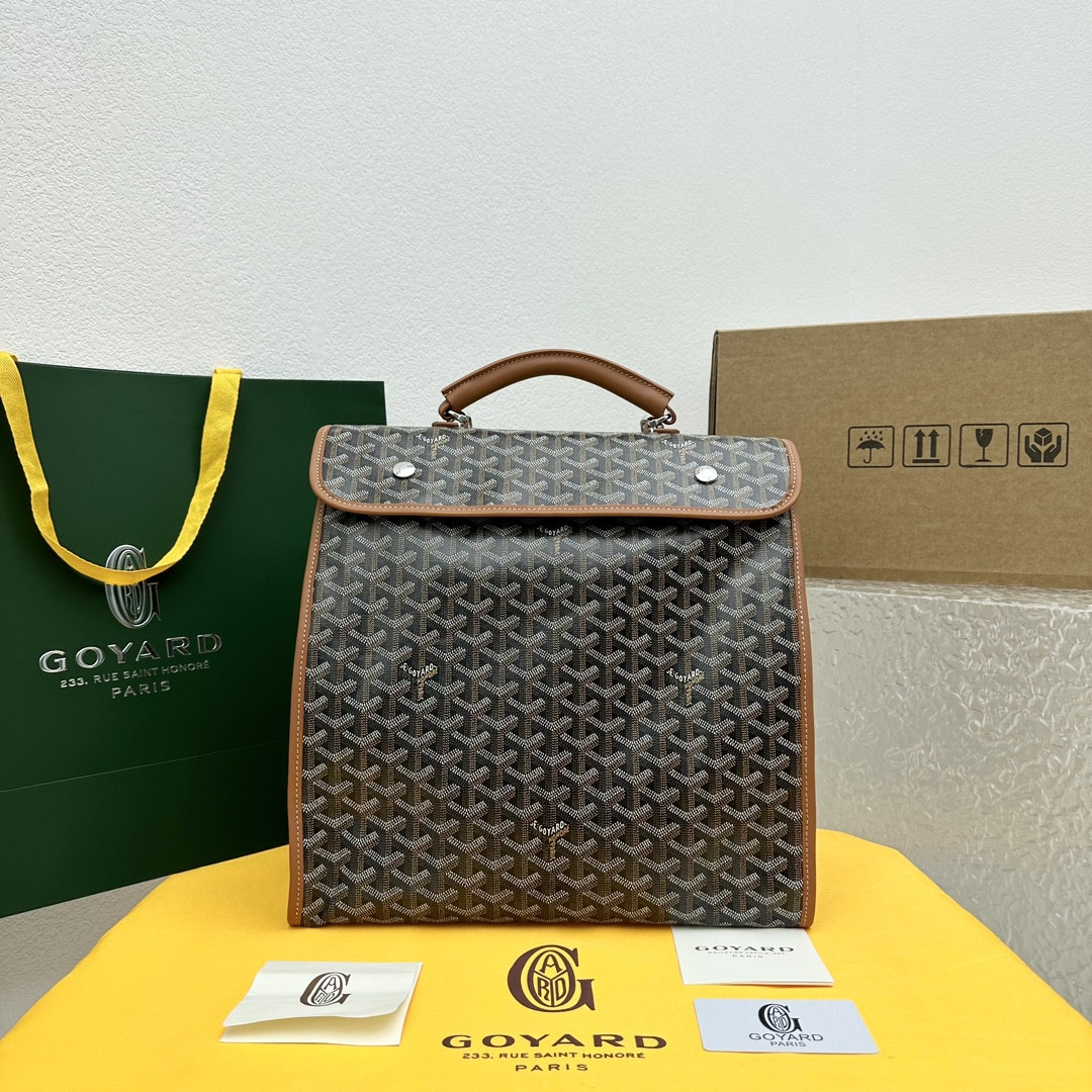 Goyard Saint Léger 37 cm x 15 cm x 34 cm