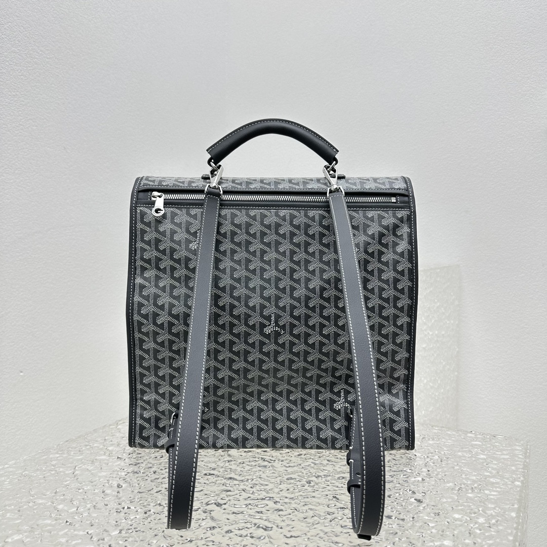 Goyard Saint Léger 37 cm x 15 cm x 34 cm