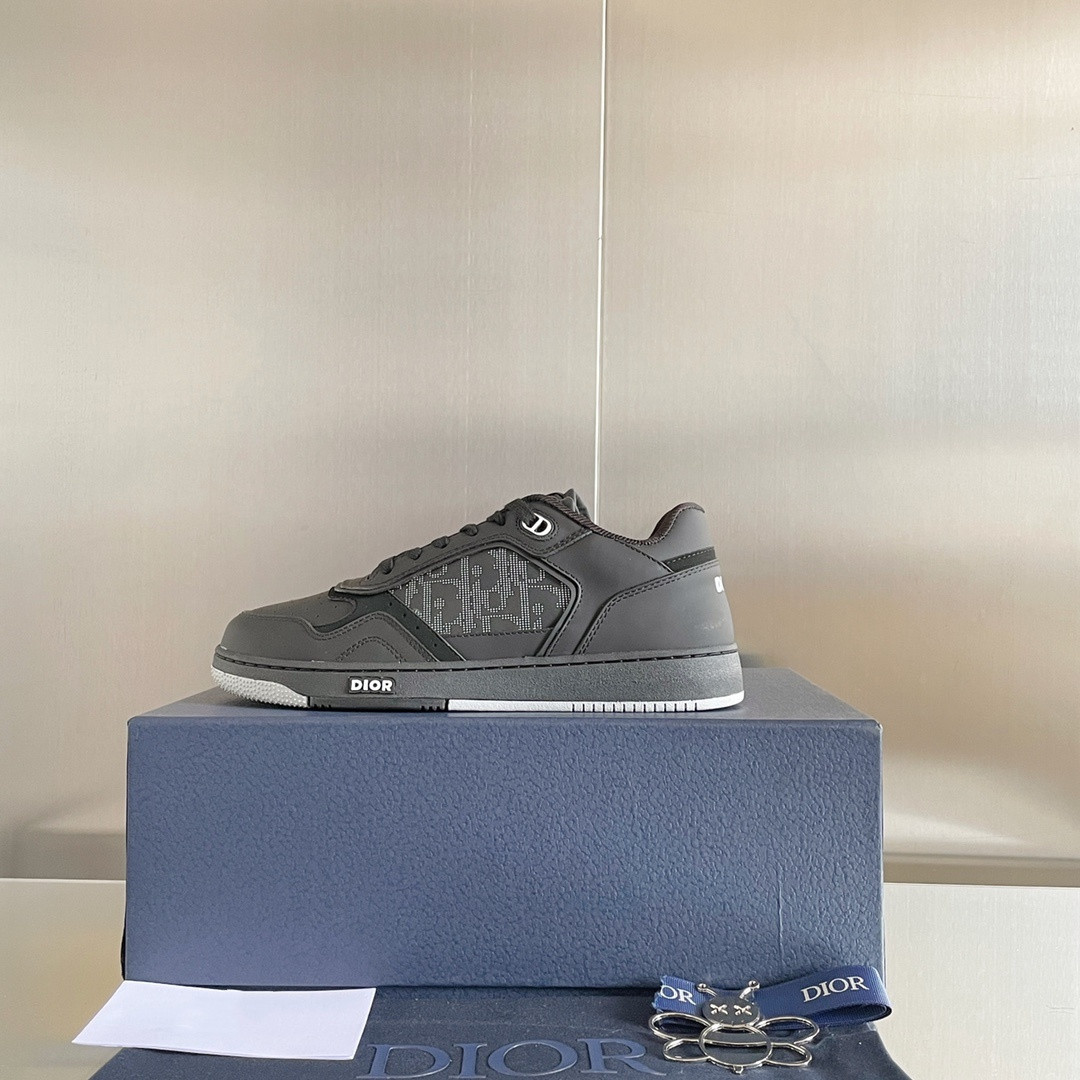 UA Dior B27 Sneaker