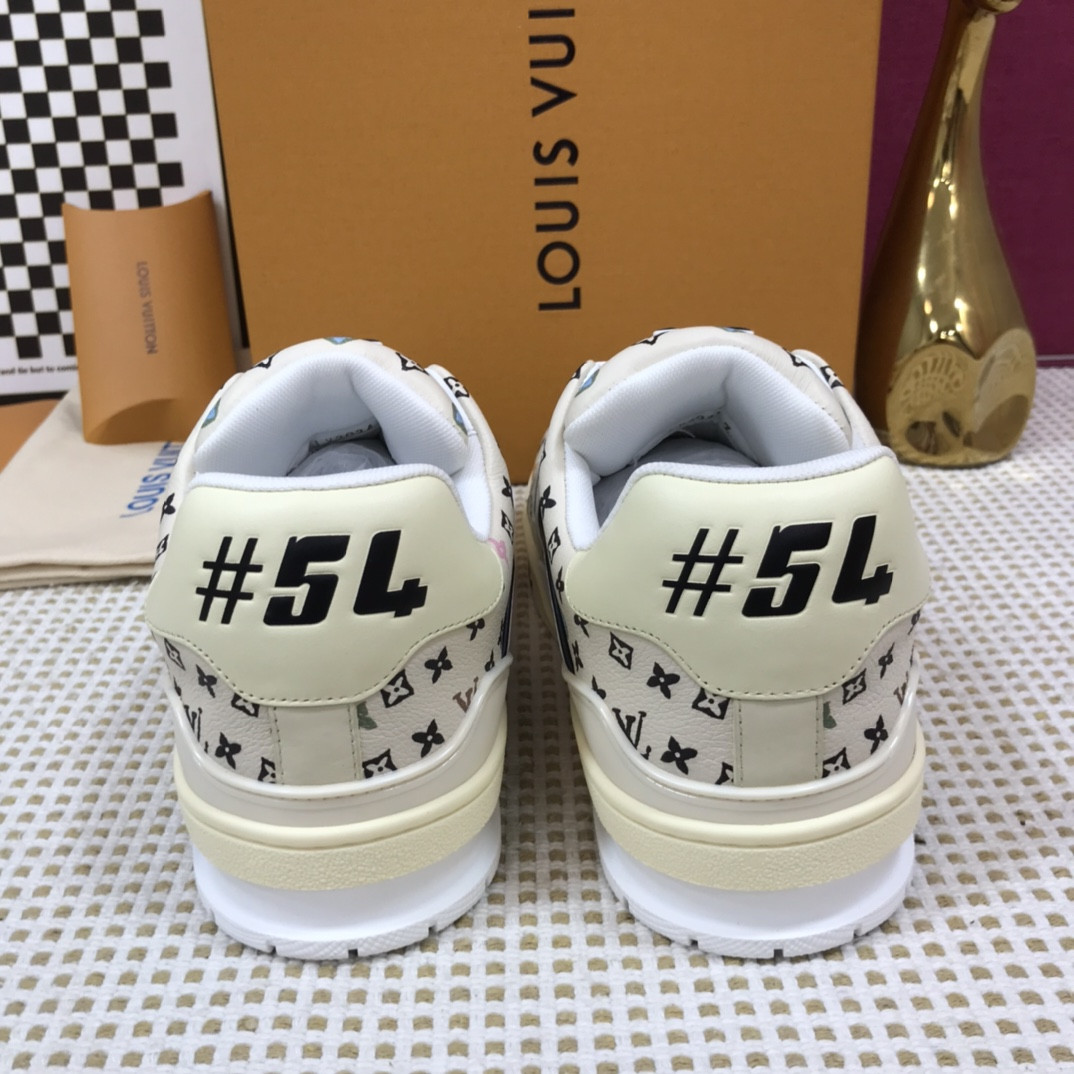 UA LV Trainer Sneaker