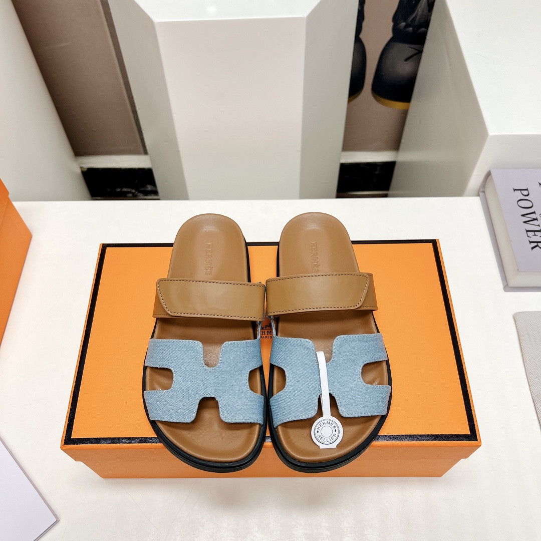 UA Hermès Chypre sandal
