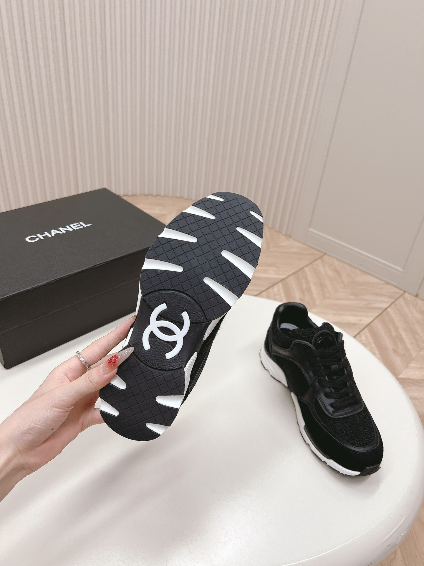 UA CHANEL SNEAKER