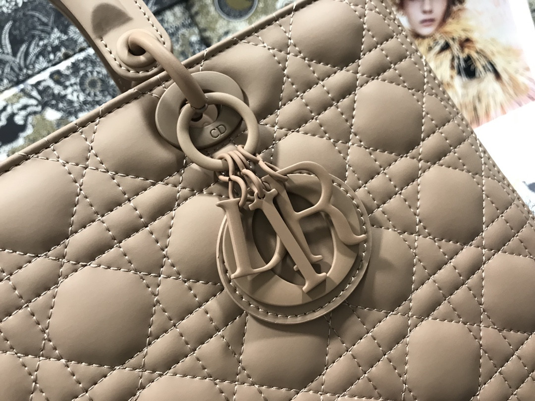 Dior Lady Bag 32 x 25 x 11cm
