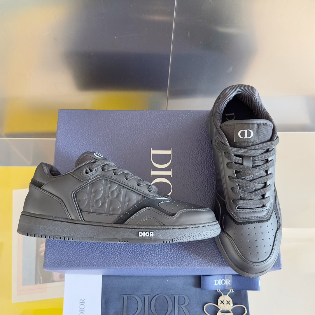 UA Dior B27 Sneaker