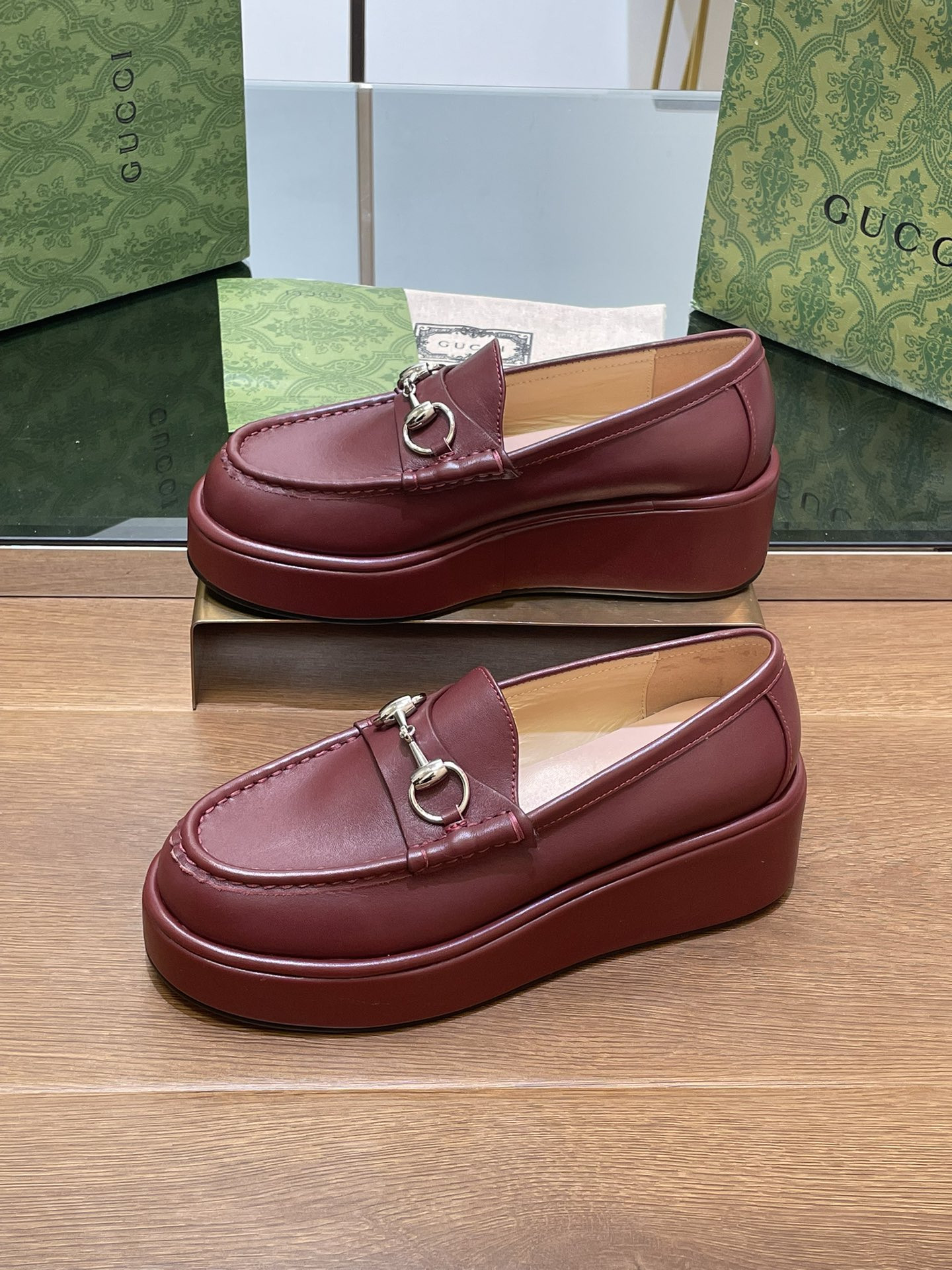 UA GUCCI HORSEBIT WEDGE LOAFER