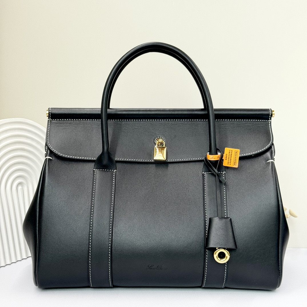 Loro Piana Loom Bag L32 Black Smooth Calfskin 33 x 23 x 18 cm