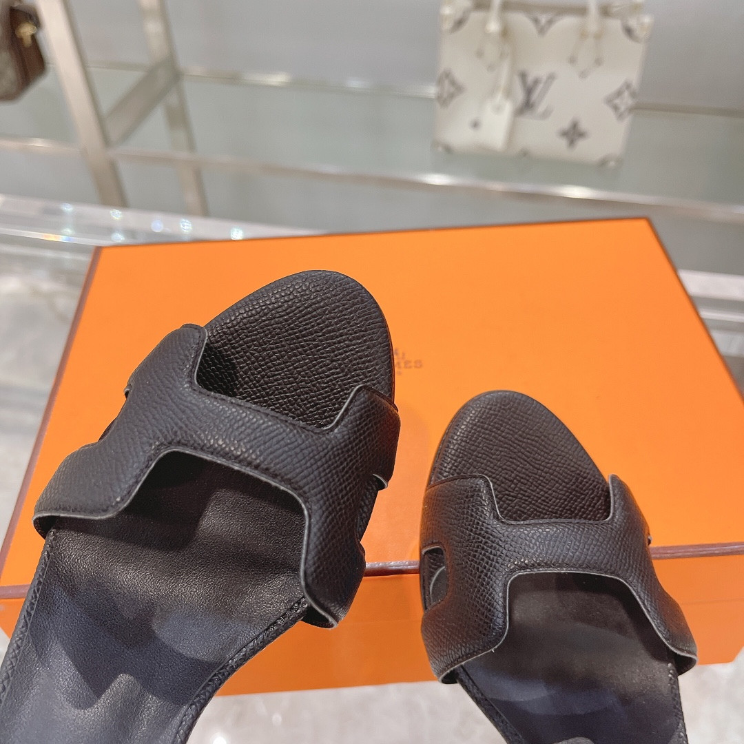 UA Hermès Heeled Sandal
