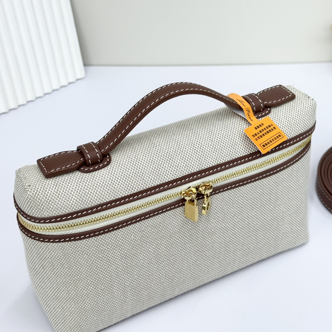 Loro Piana Extra Pocket L19  Cotton, Linen 11 x 19 x 6.5 cm