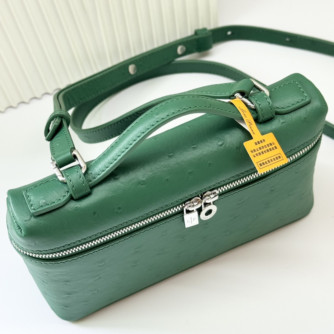 Loro Piana Extra Pocket L19 Ostrich-grained Leather 11 x 19 x 6.5 cm