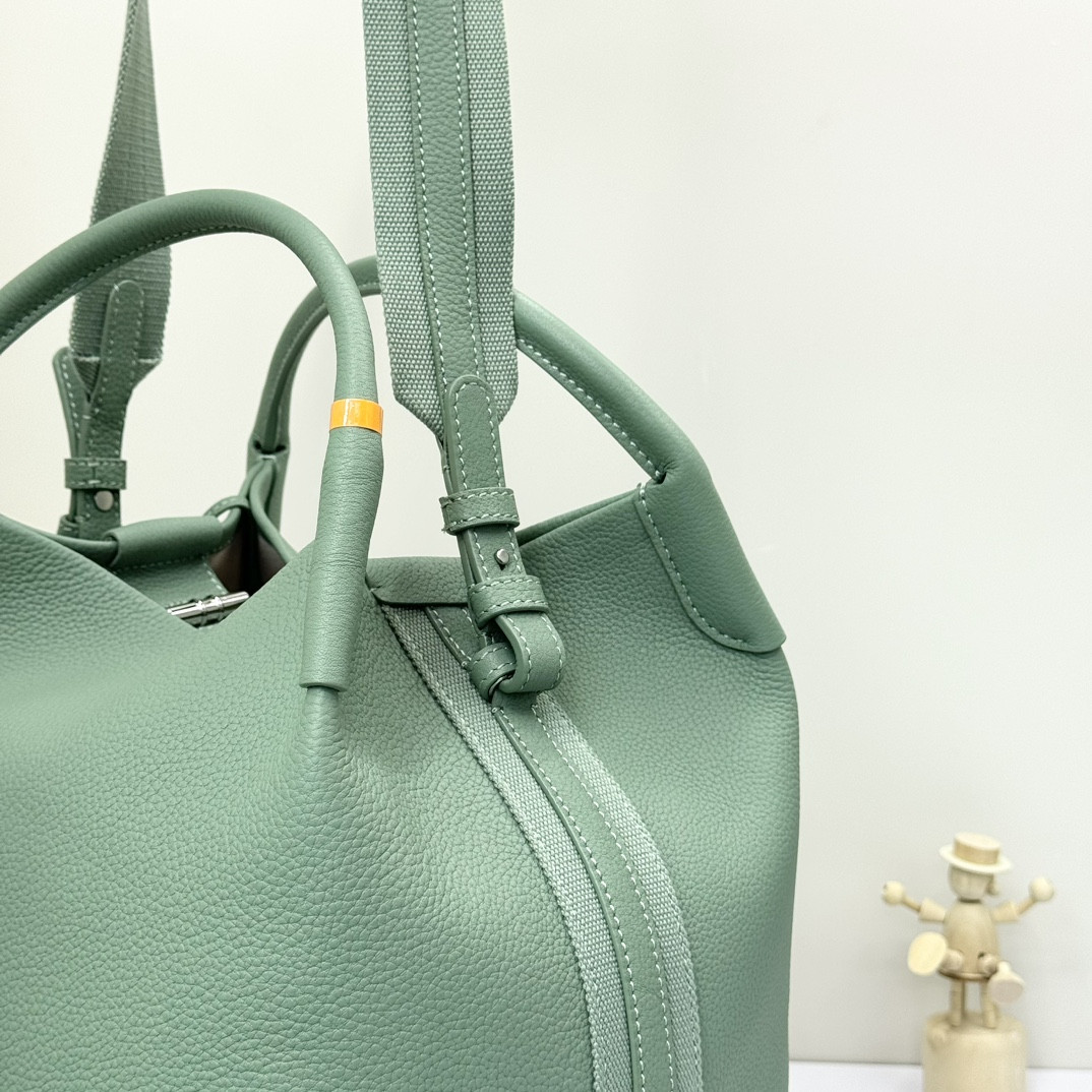 Loro Piana Large Bale Bag Grained Calfskin 24 x 20 x 27 cm