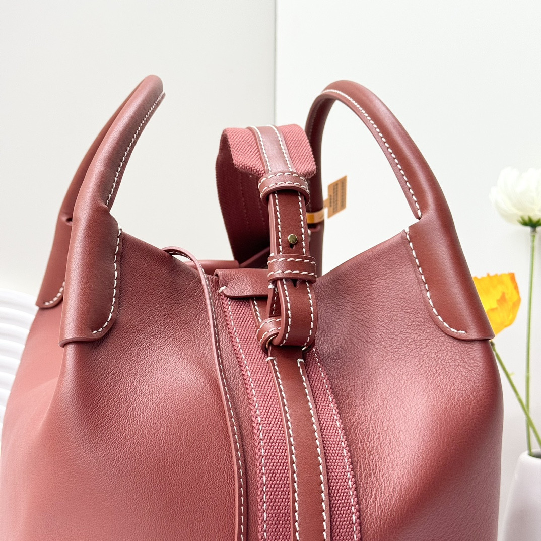 Loro Piana Large Bale Bag Smooth Calfskin 24 x 20 x 27 cm