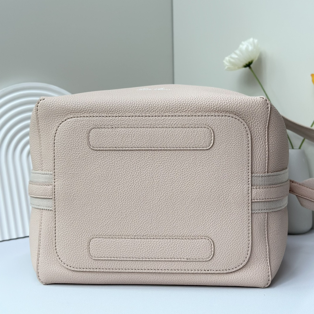 Loro Piana Large Bale Bag Grained Calfskin 24 x 20 x 27 cm