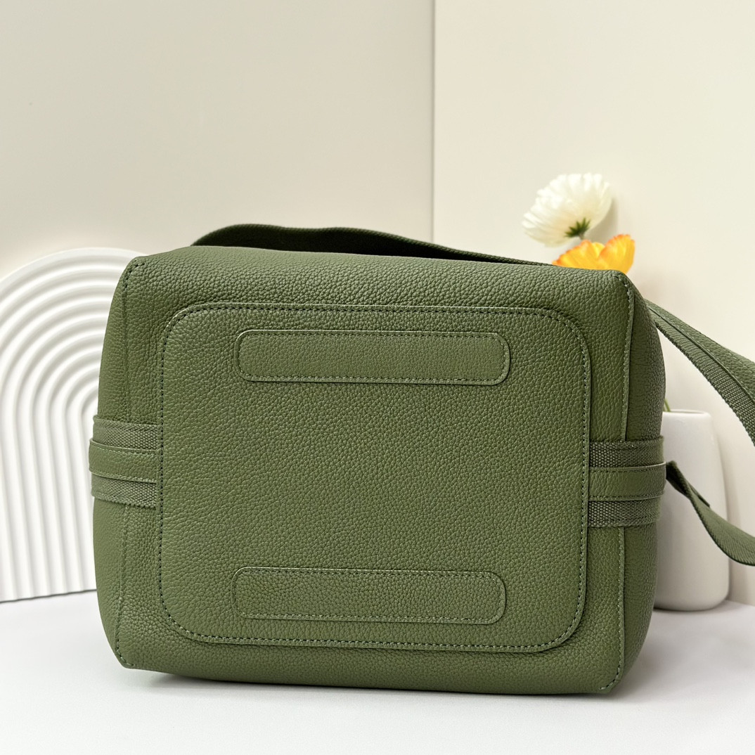 Loro Piana Large Bale Bag Grained Calfskin 24 x 20 x 27 cm