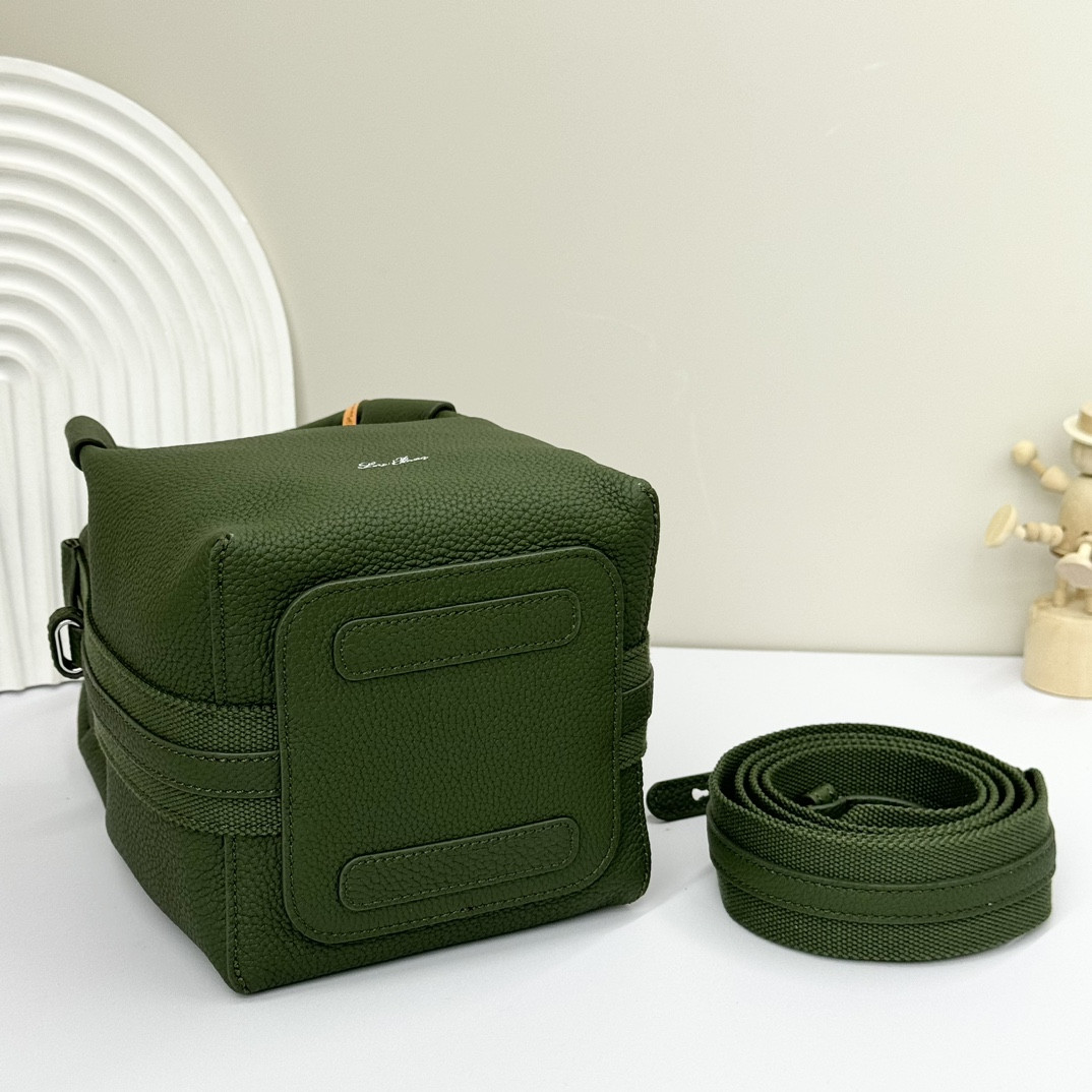 Loro Piana Micro Bale bag Grained Calfskin 23 x 16 x 14 cm