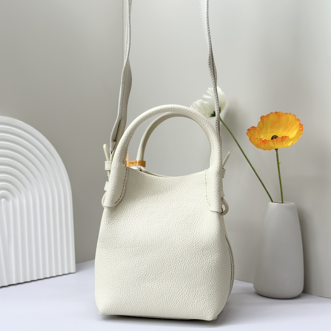 Loro Piana Micro Bale bag Grained Calfskin 23 x 16 x 14 cm