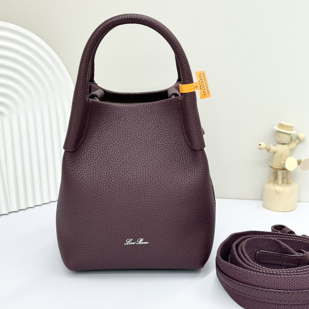 Loro Piana Micro Bale bag Grained Calfskin 23 x 16 x 14 cm