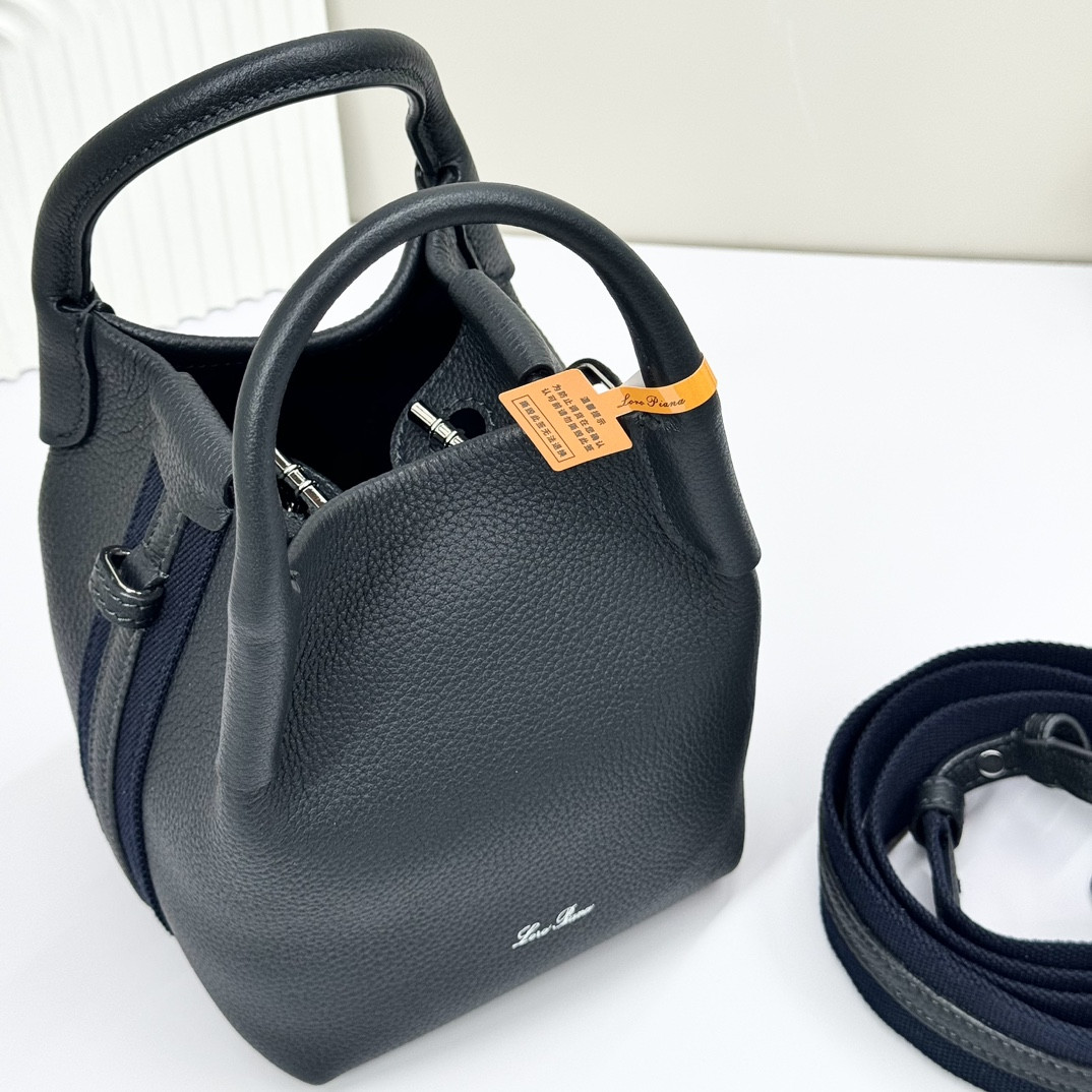 Loro Piana Micro Bale bag Grained Calfskin 23 x 16 x 14 cm
