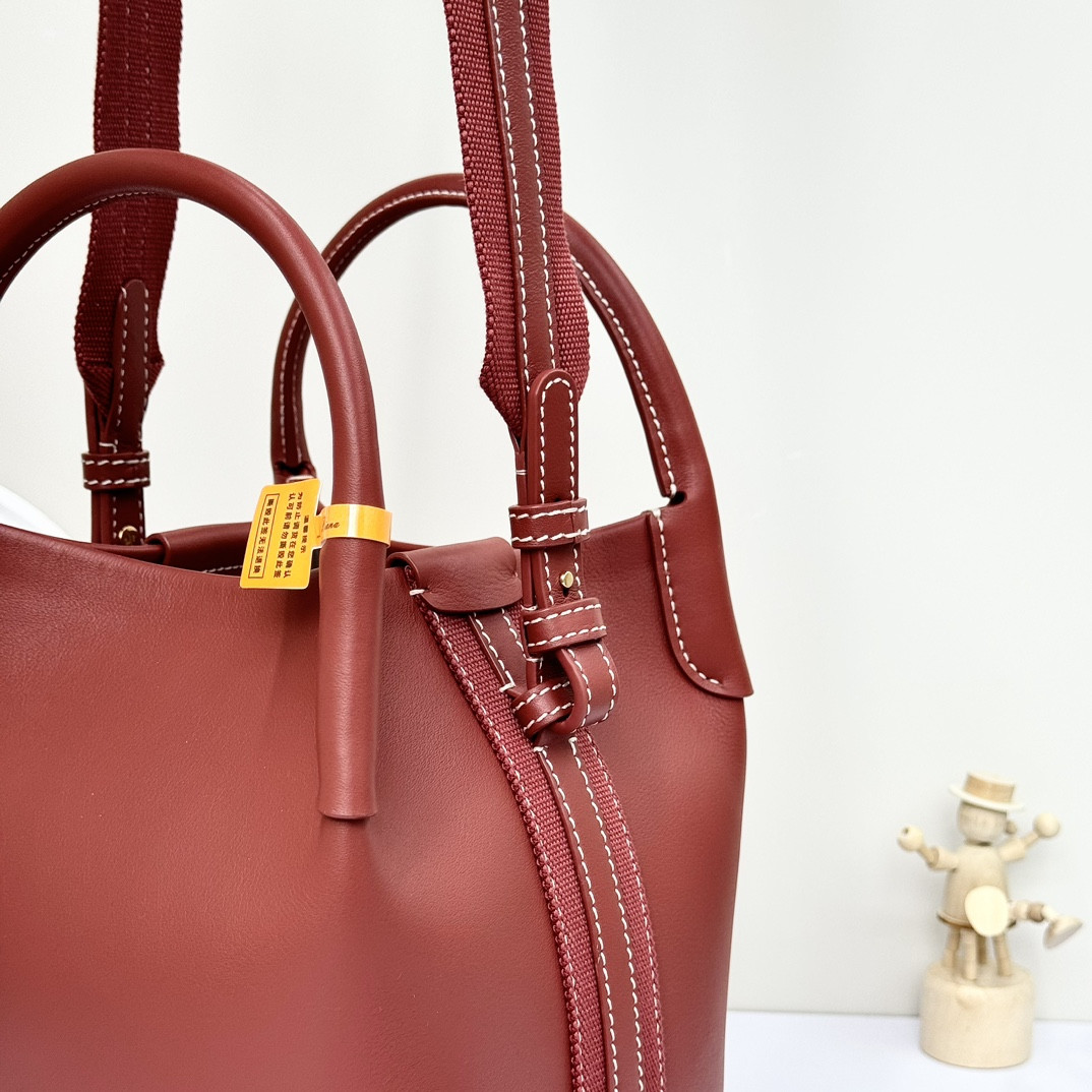 Loro Piana Small Bale Bag Calfskin 17 x 17 x 21 cm