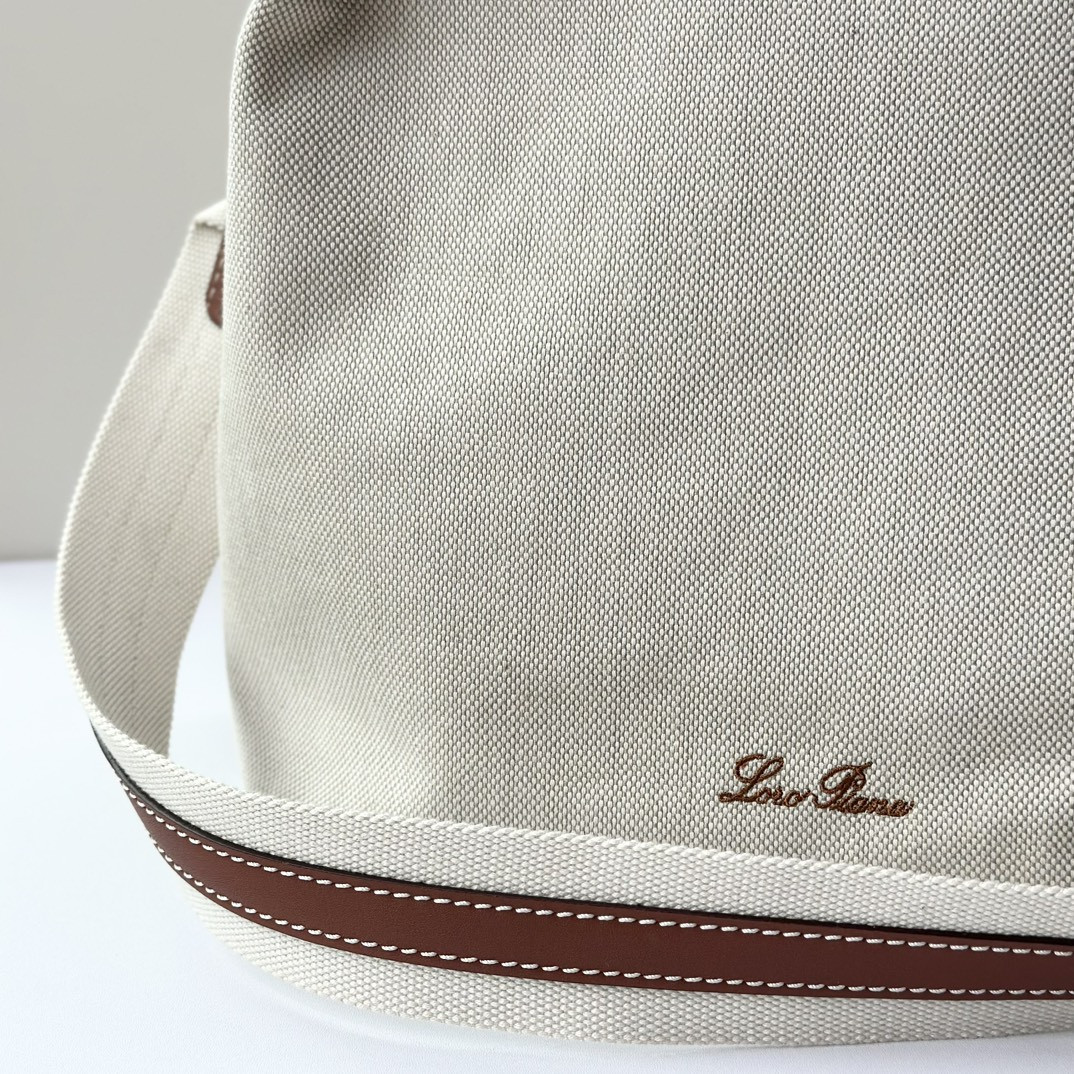 Loro Piana Large Bale Bag Cotton, Linen 24 x 20 x 27 cm