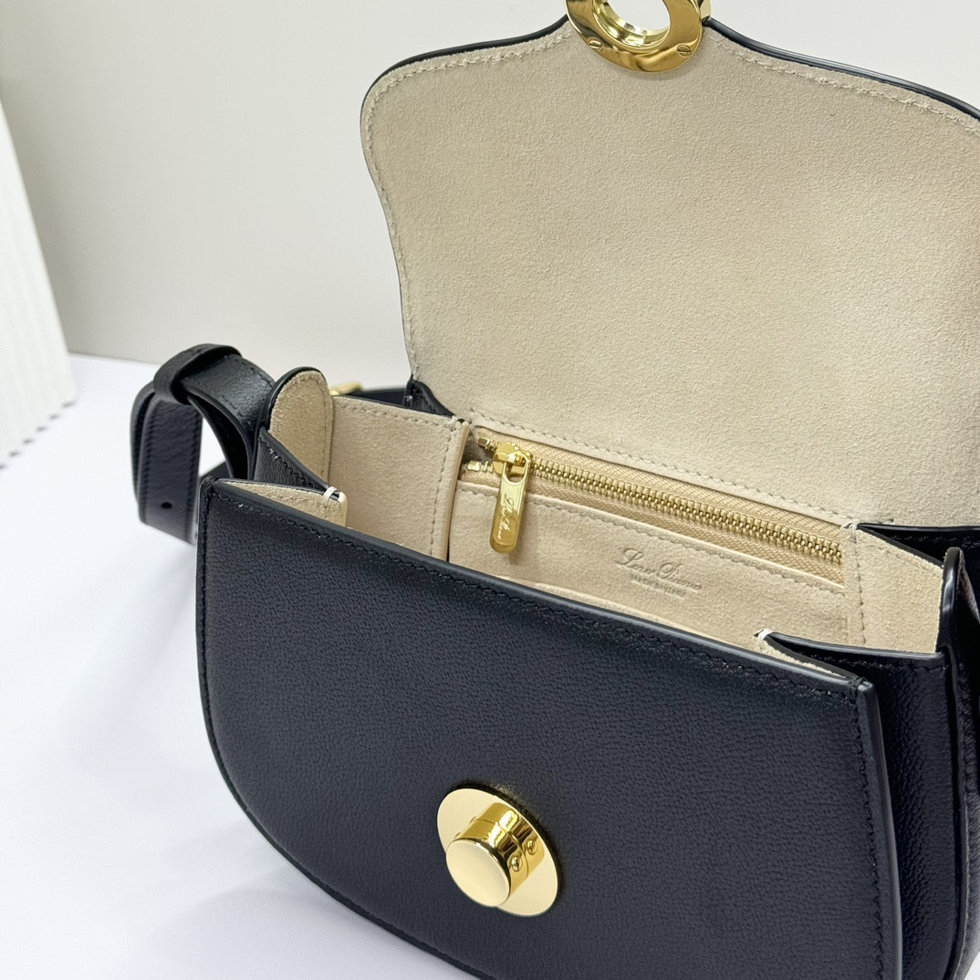 Loro Piana Mini Ghiera Bag 18x13x7 cm