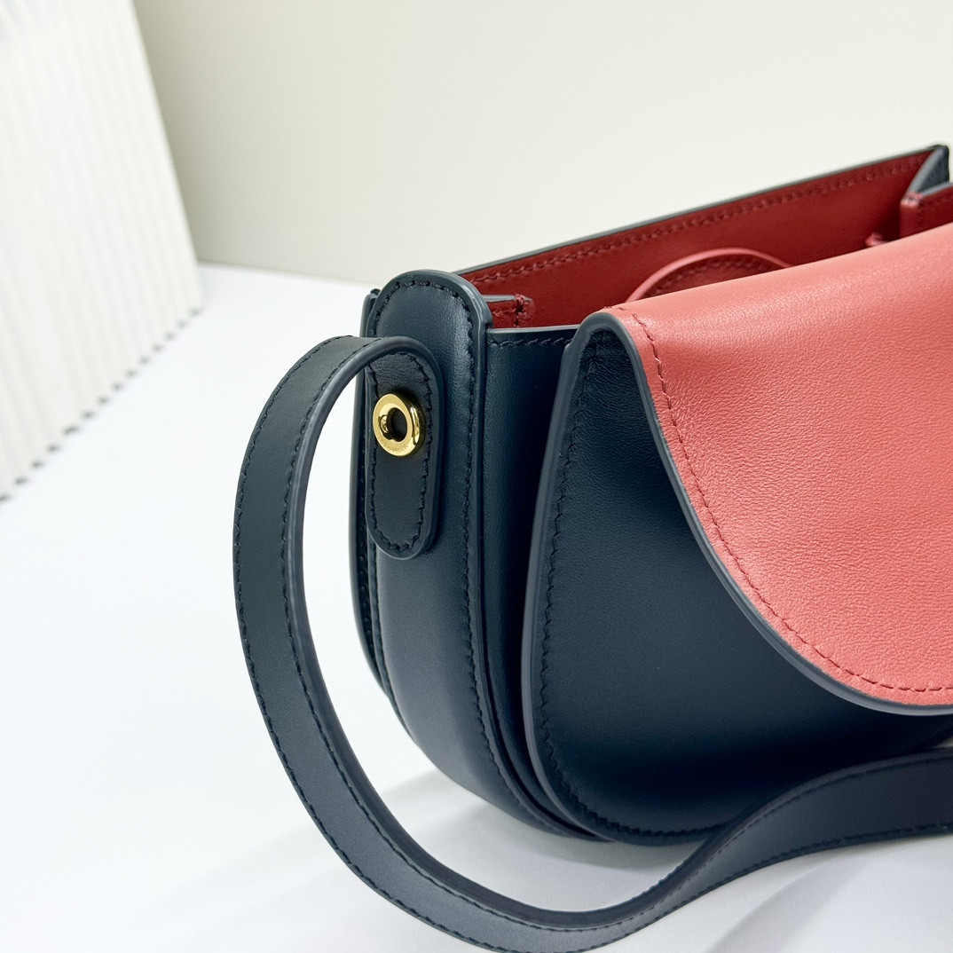 Loro Piana Mini Ghiera Bag 18x13x7 cm