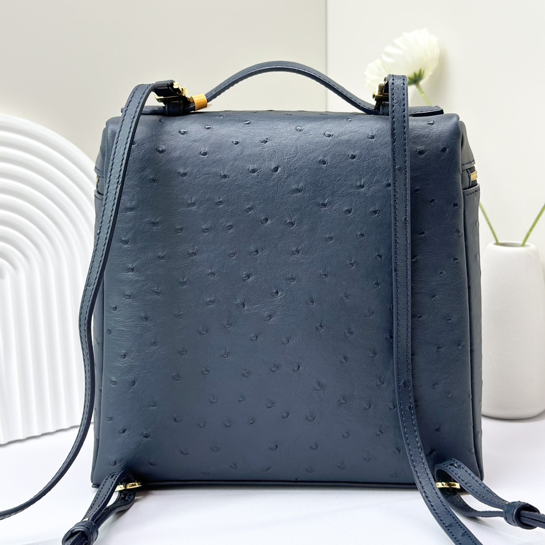 Loro Piana Extra Pocket backpack L23.5 Ostrich-grained Leather 23 x 21 x 8 cm