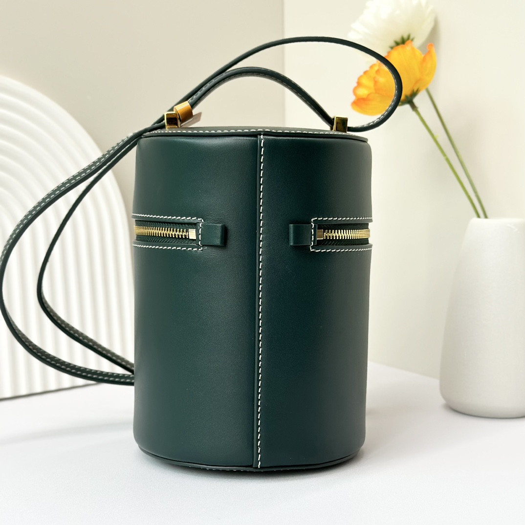 Loro Piana Extra Case Smooth Calfskin 12 x16 x12cm