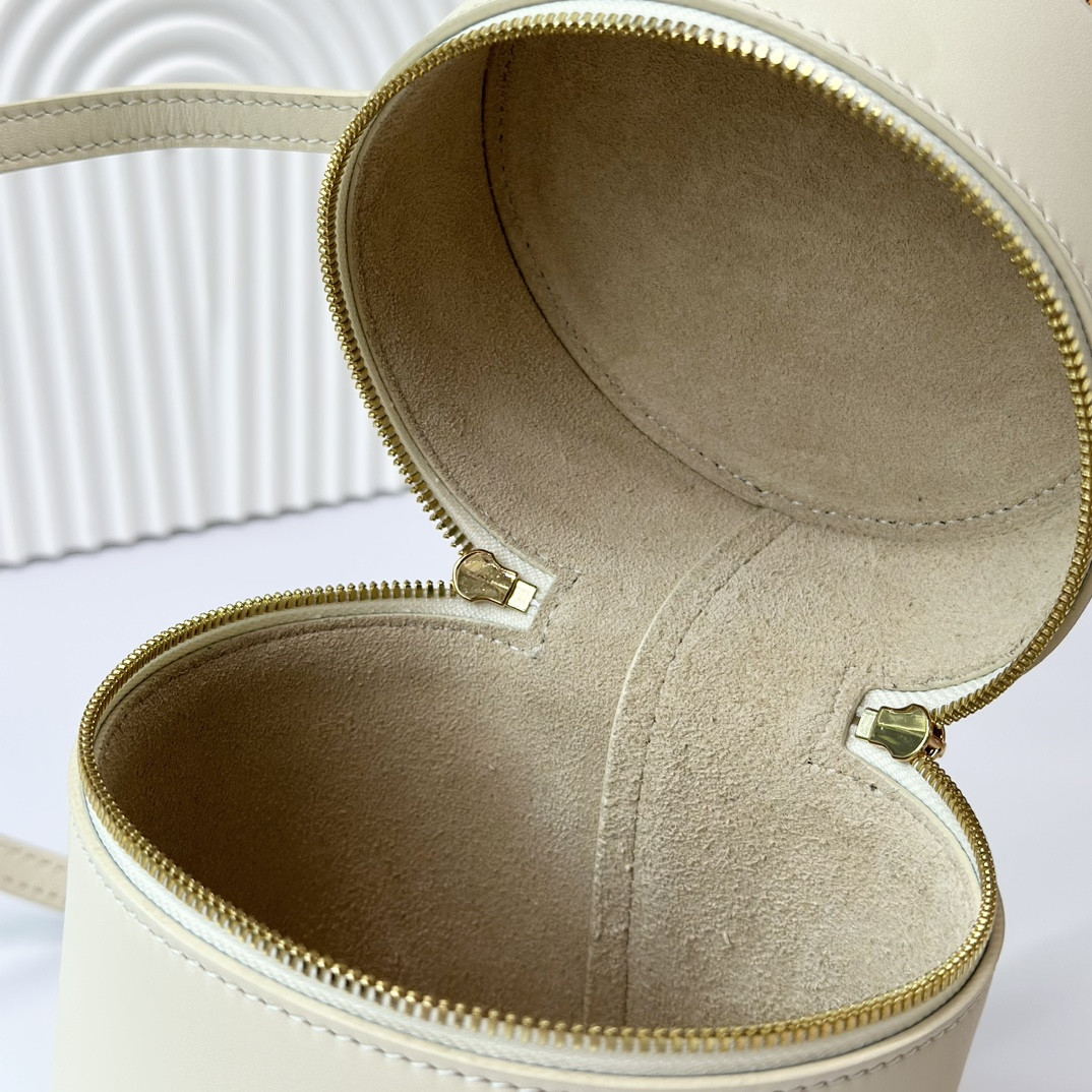 Loro Piana Extra Case Smooth Calfskin 12 x16 x12cm