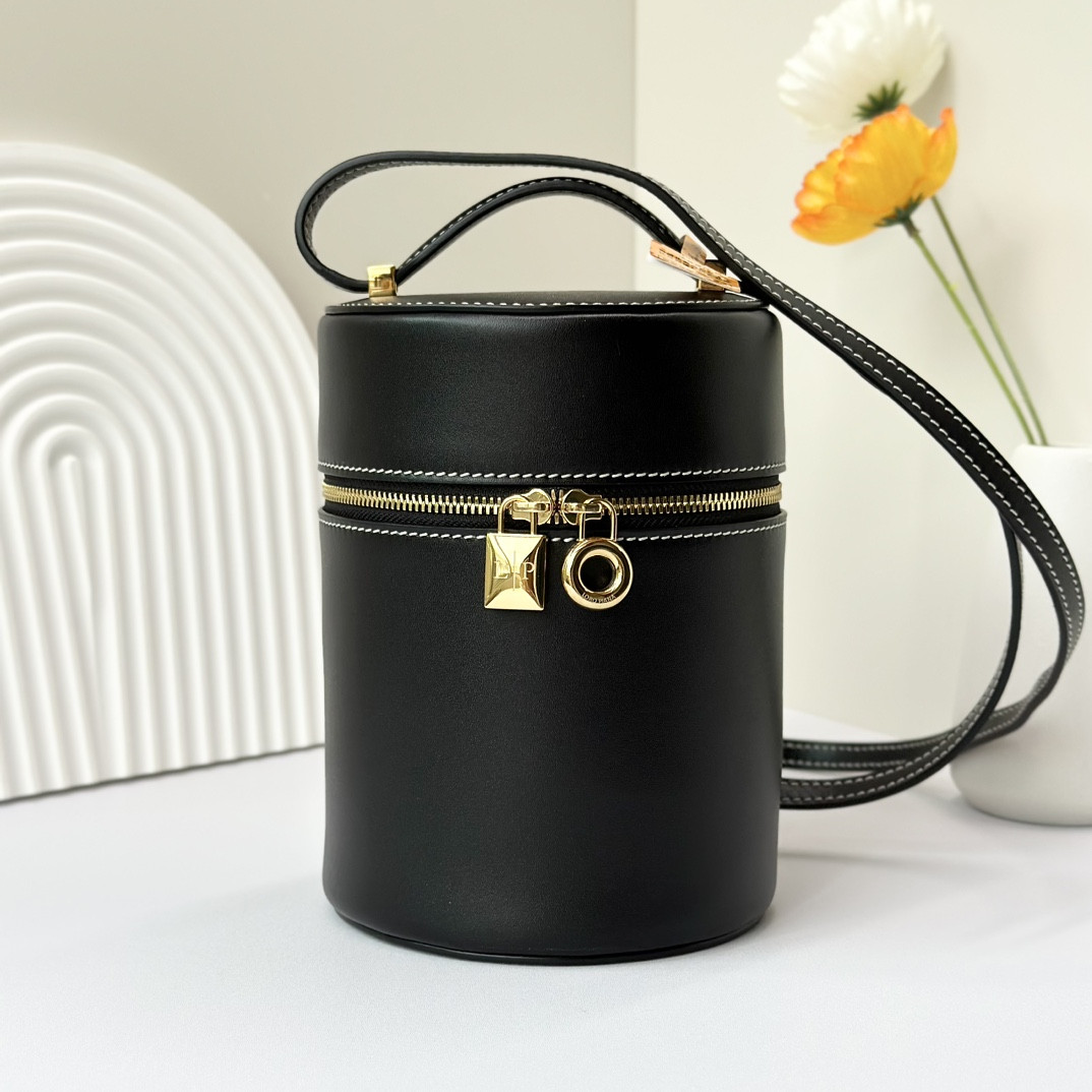 Loro Piana Extra Case Smooth Calfskin 12 x16 x12cm