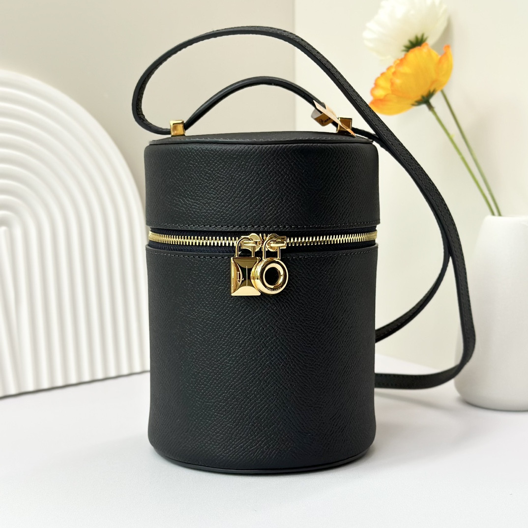 Loro Piana Extra Case Textured Calfskin 12 x16 x12cm