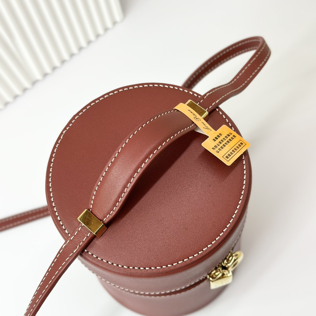 Loro Piana Extra Case Smooth Calfskin 12 x16 x12cm