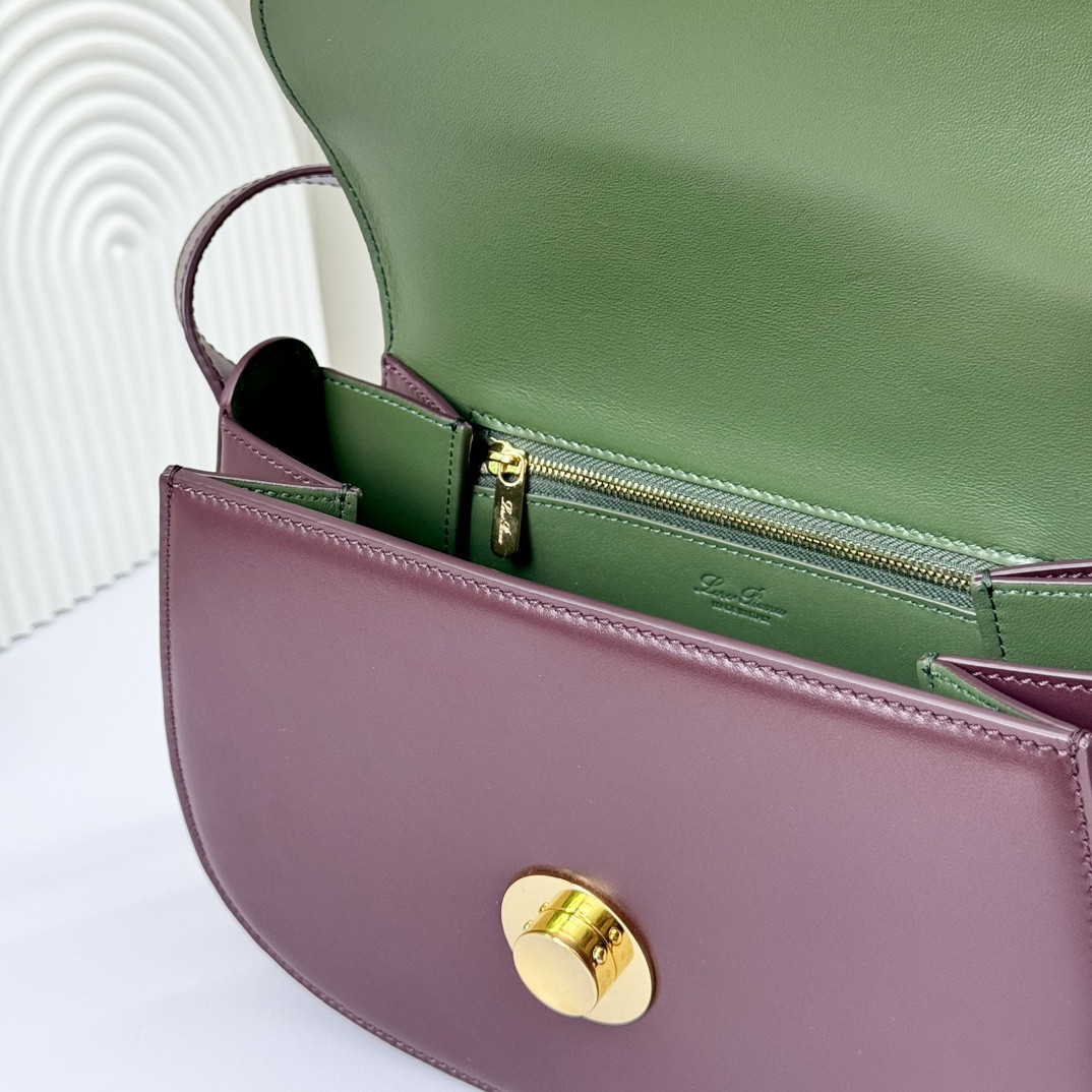 Loro Piana Small Ghiera Bag 23x16x8 cm