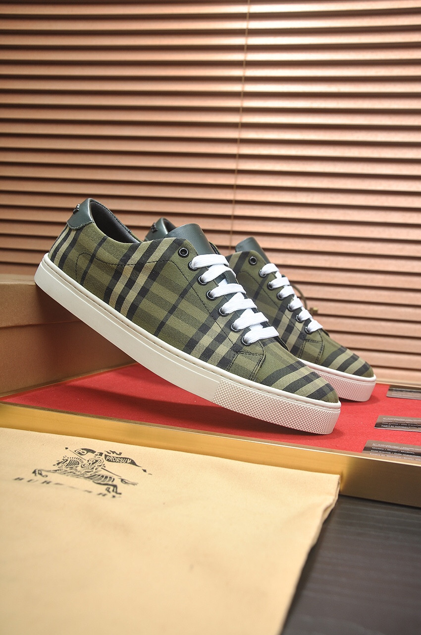 UA Burberry Check Sneakers