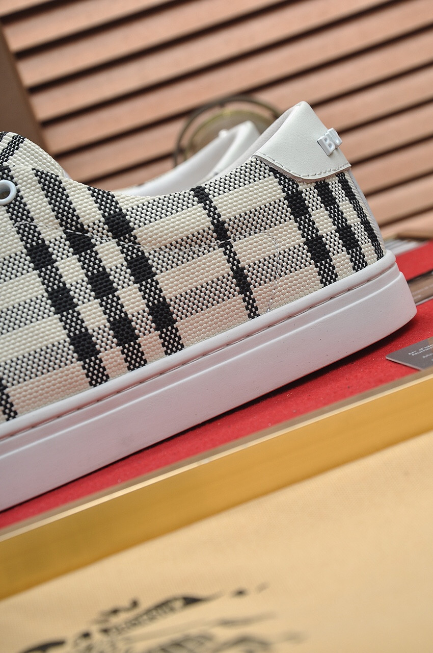 UA Burberry Check Sneakers