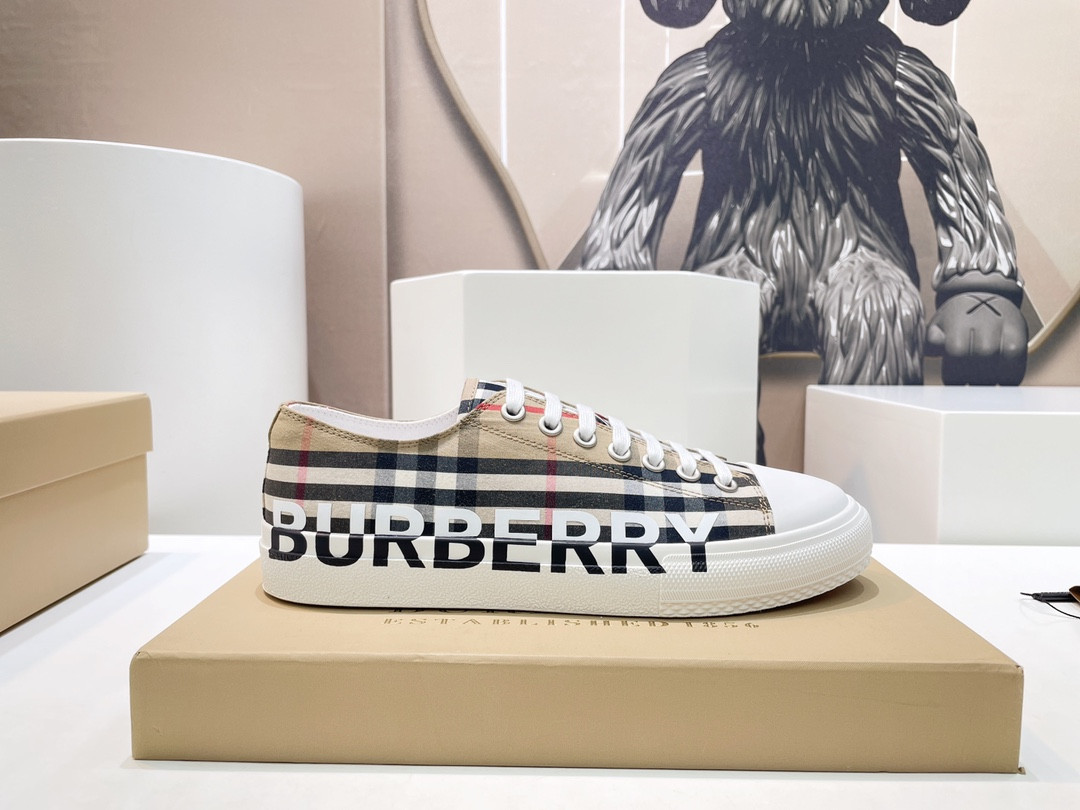 UA Burberry Check Sneakers