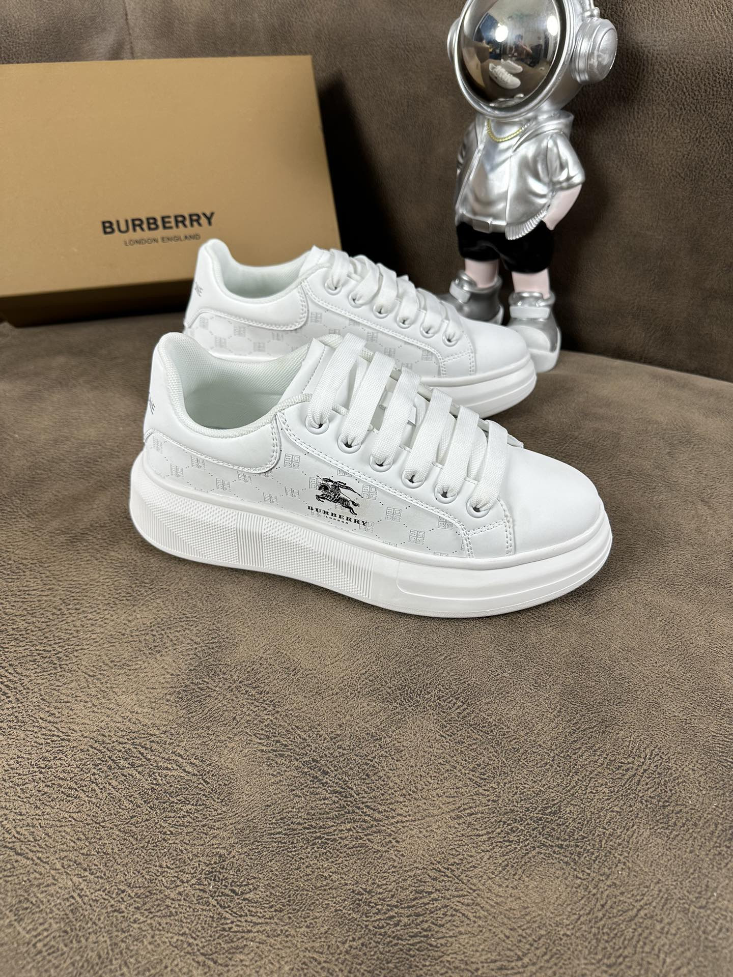 UA Burberry Sneakers
