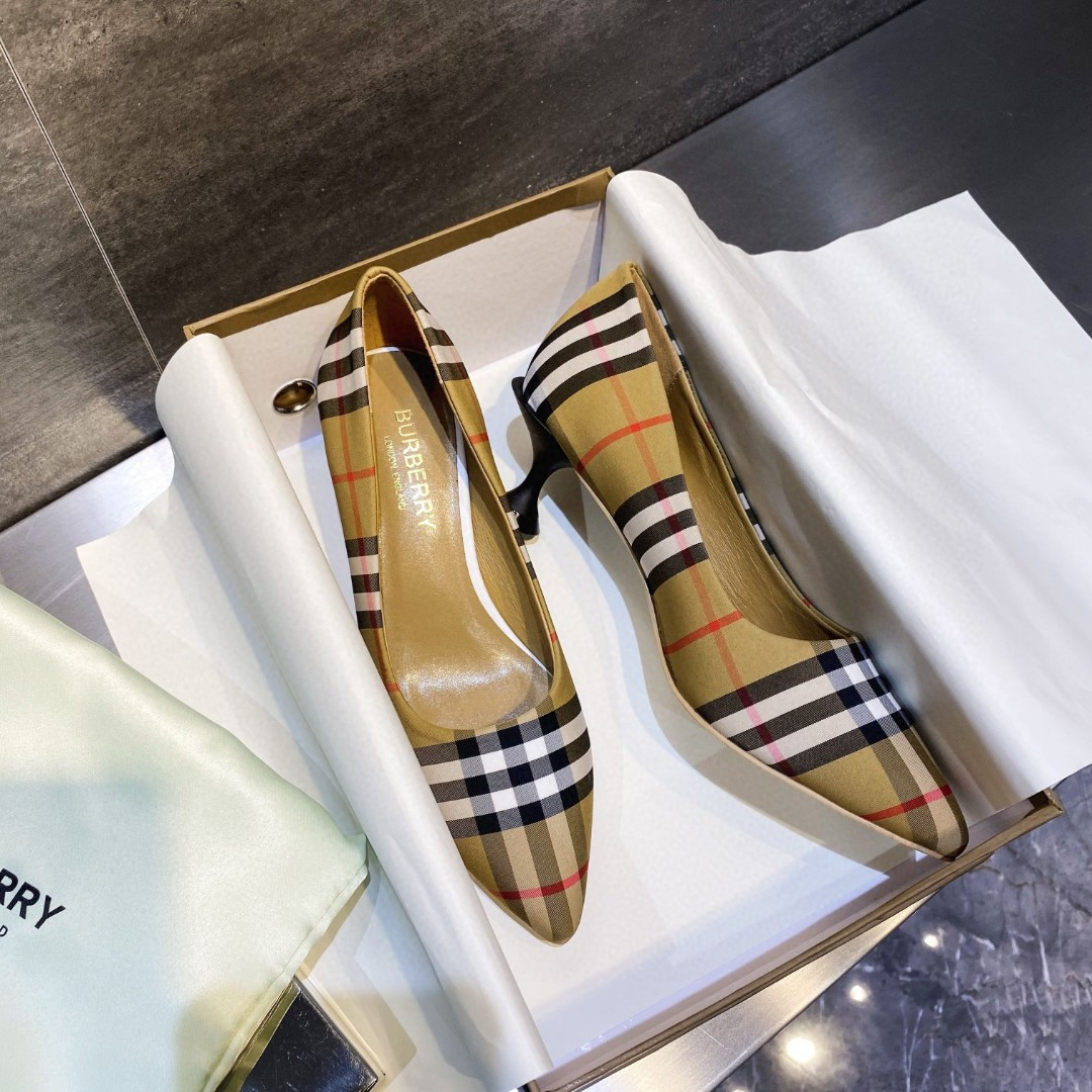 UA Burberry Check Pumps