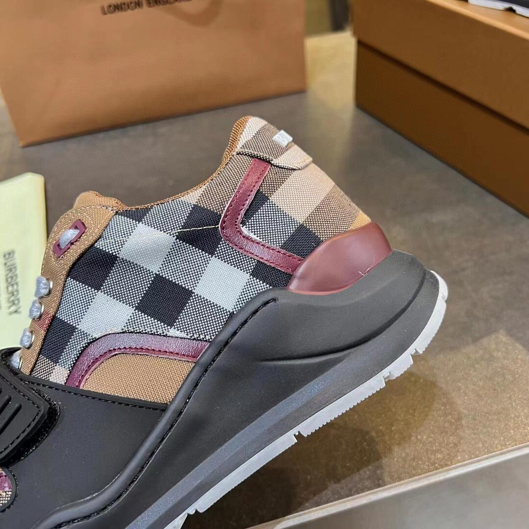 UA Burberry Sneakers