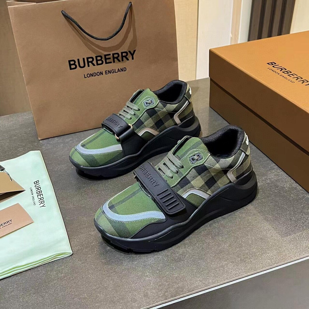 UA Burberry Sneakers