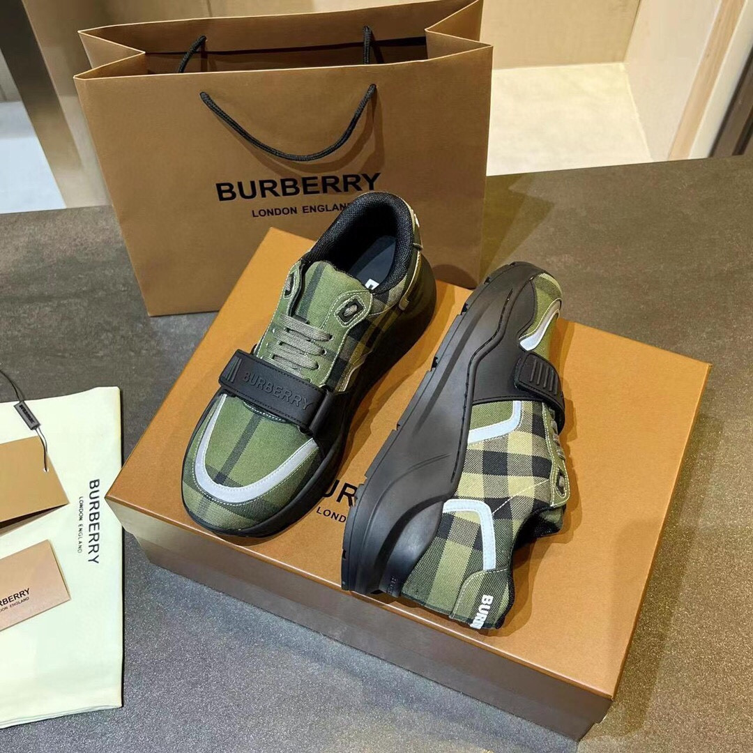 UA Burberry Sneakers