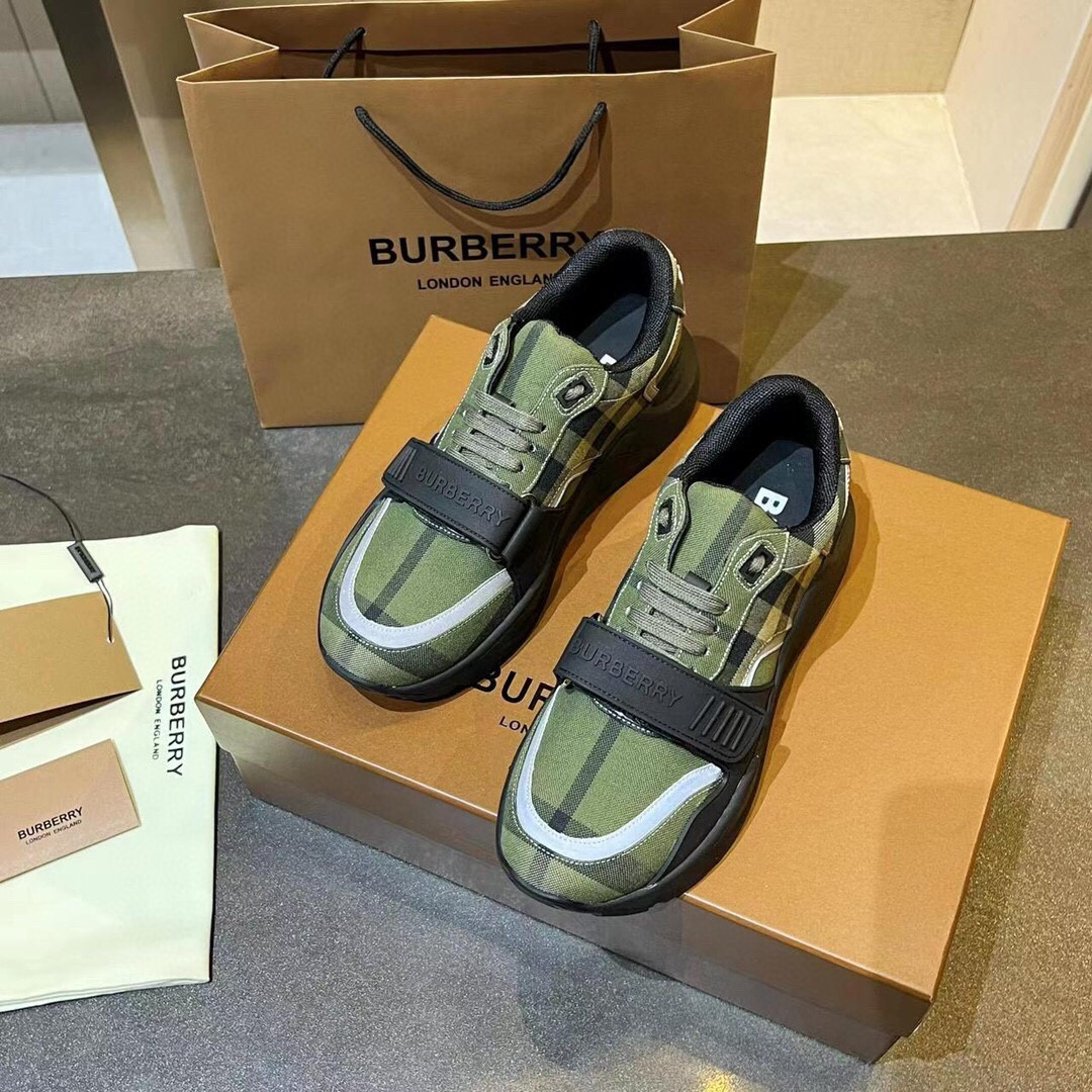 UA Burberry Sneakers